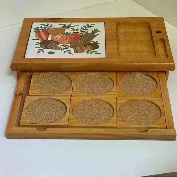 Vintage Goodwood Vegetable and Cheese board  with tile insert - Picture 5 of 10
